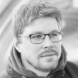 Go to the profile of Илья Кухарев